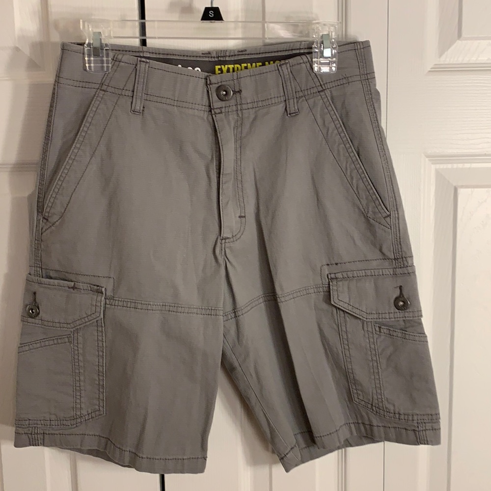 Men’s Lee Extreme Motion Khaki Shorts